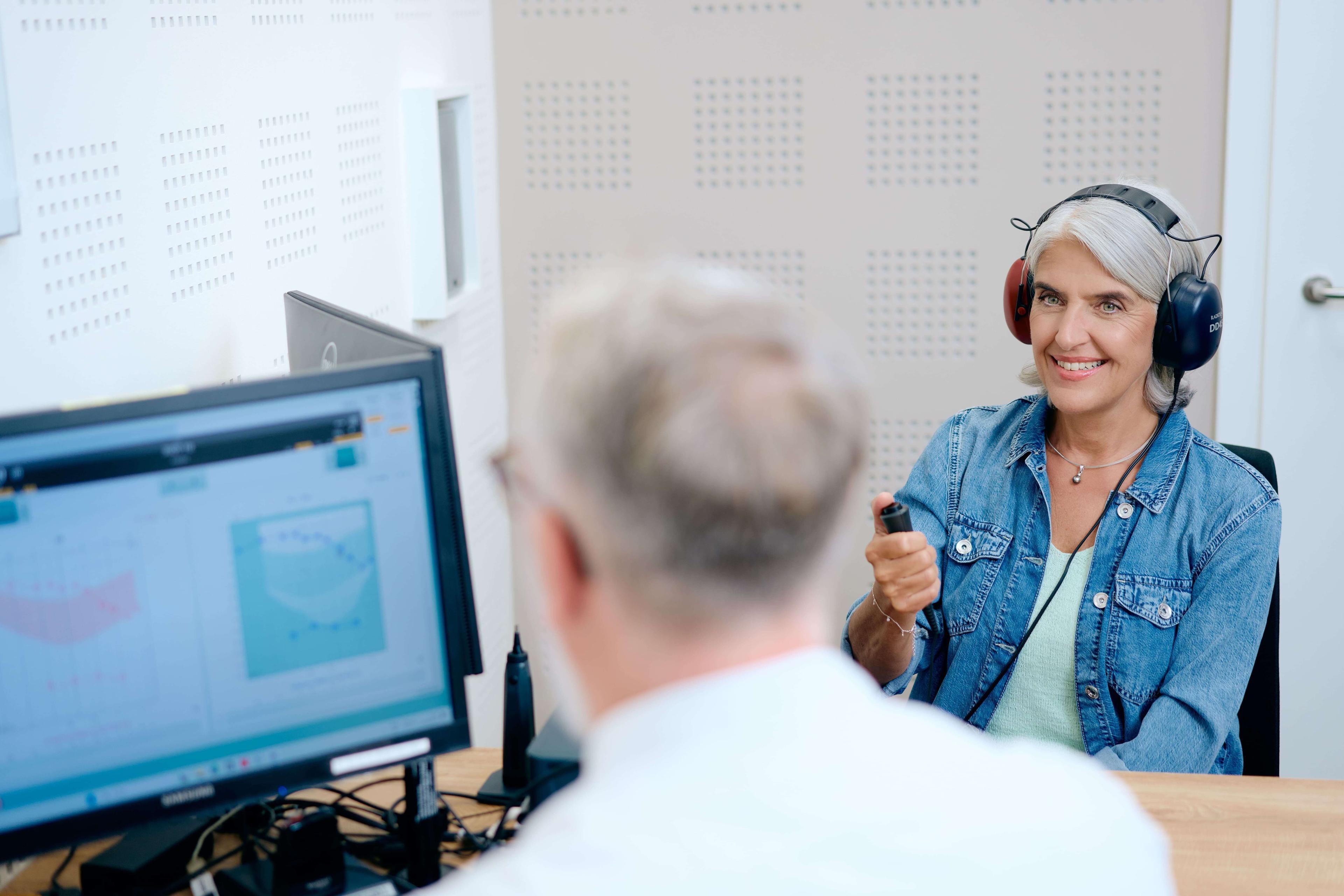 Professioneller Hörtest in Neuroth Filiale