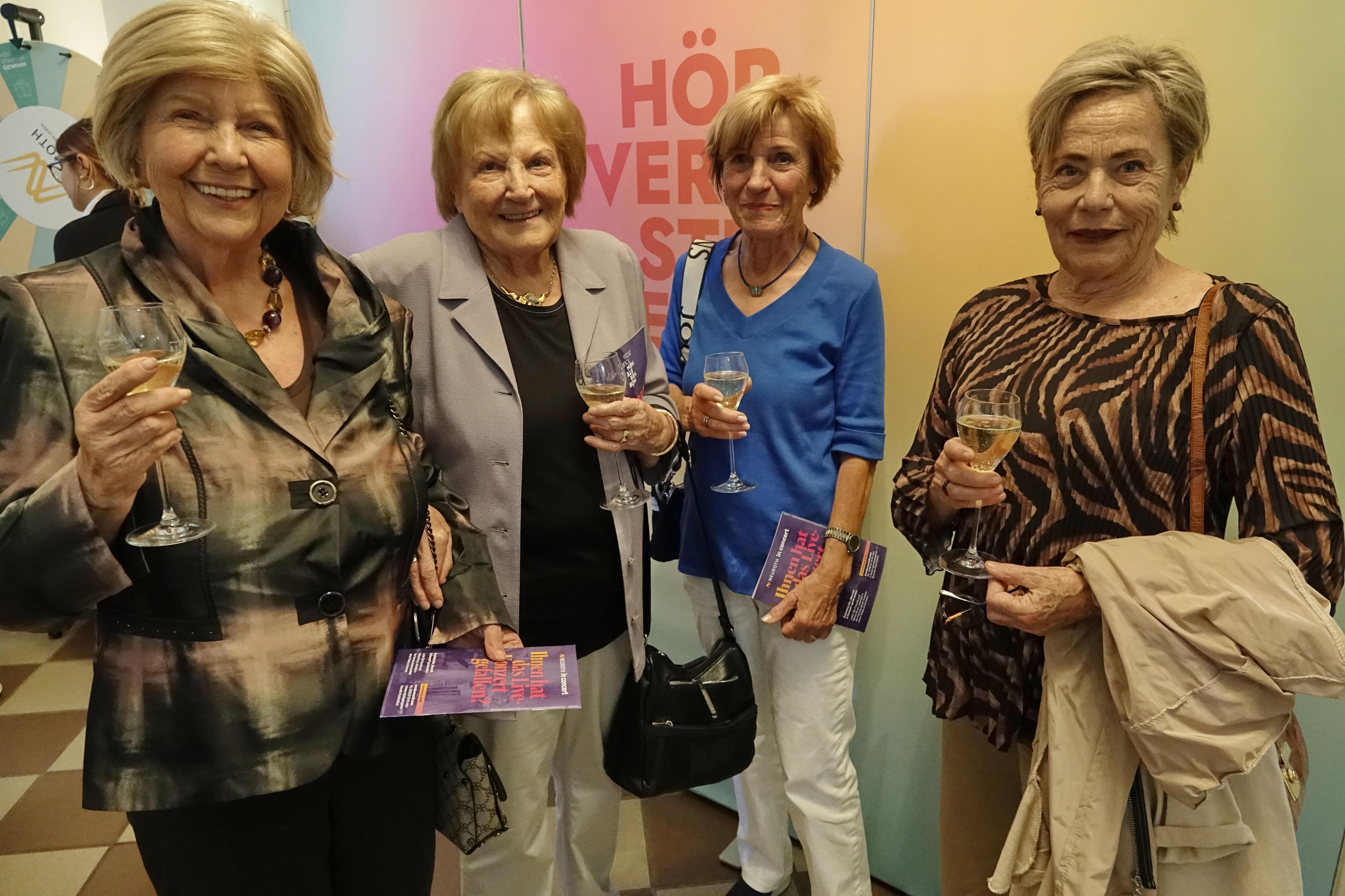 HörVerstehen Konzert Besucherinnen