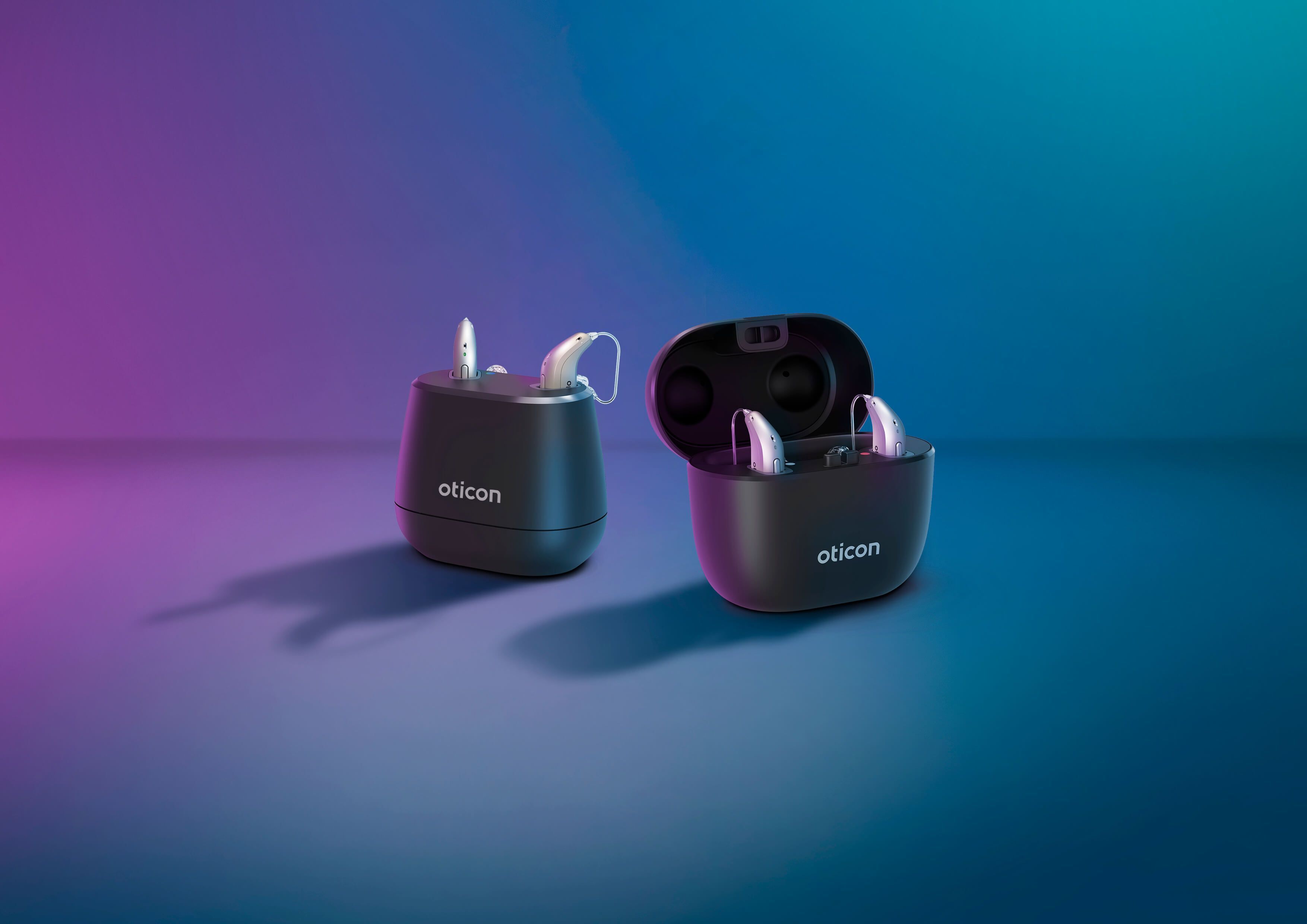 Neues Oticon Reveal im Smarten Charger für unterwegs