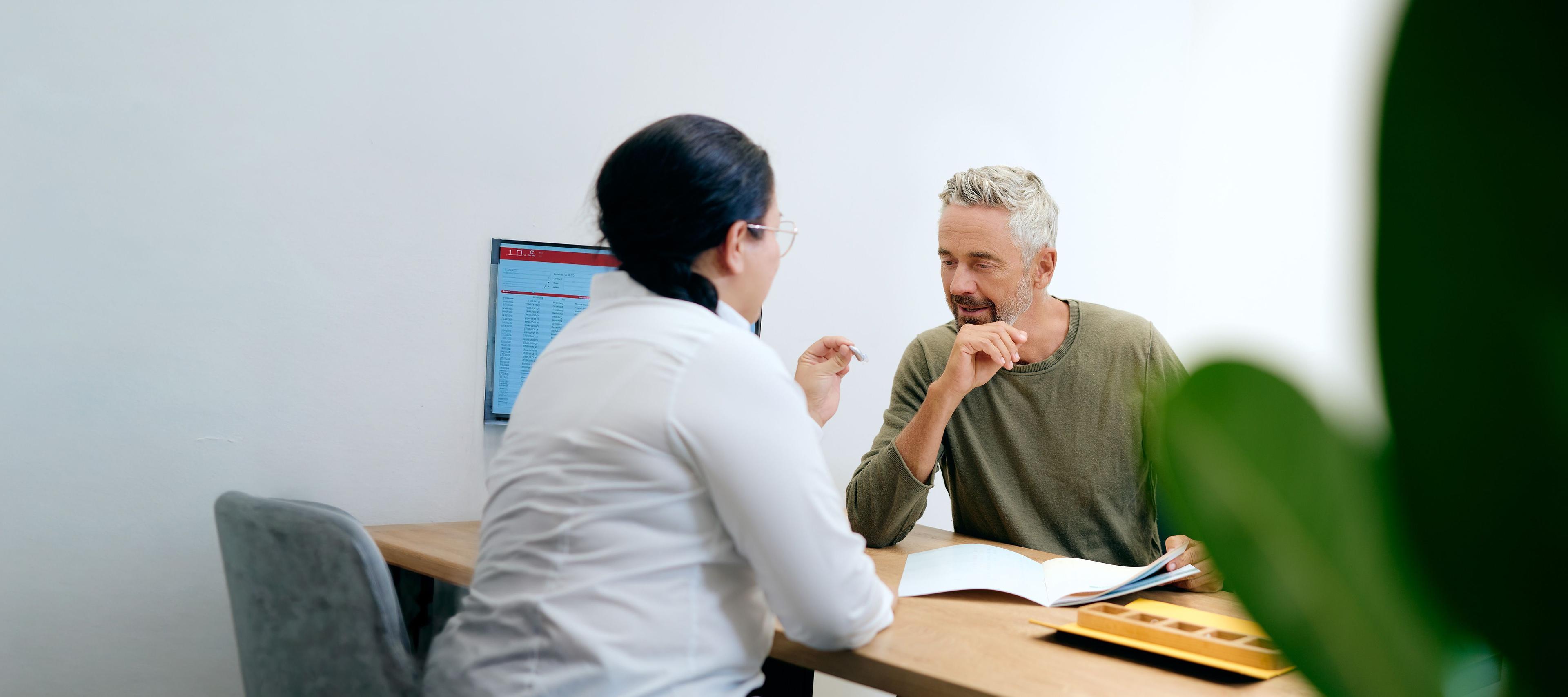 Hörberatung Service bei Neuroth
