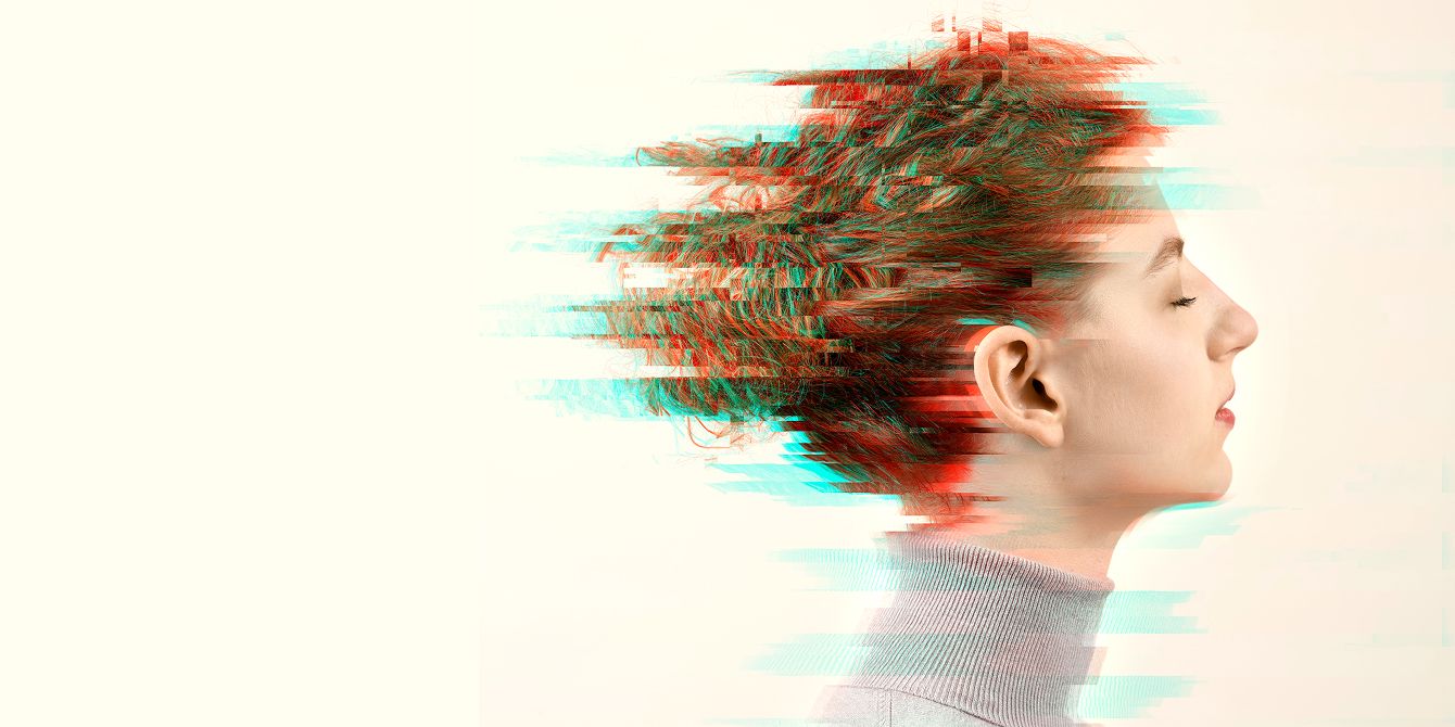 Tinnitus femme fond jaune