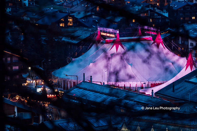 Copyright Jana Leu nuit village Groenemeyer