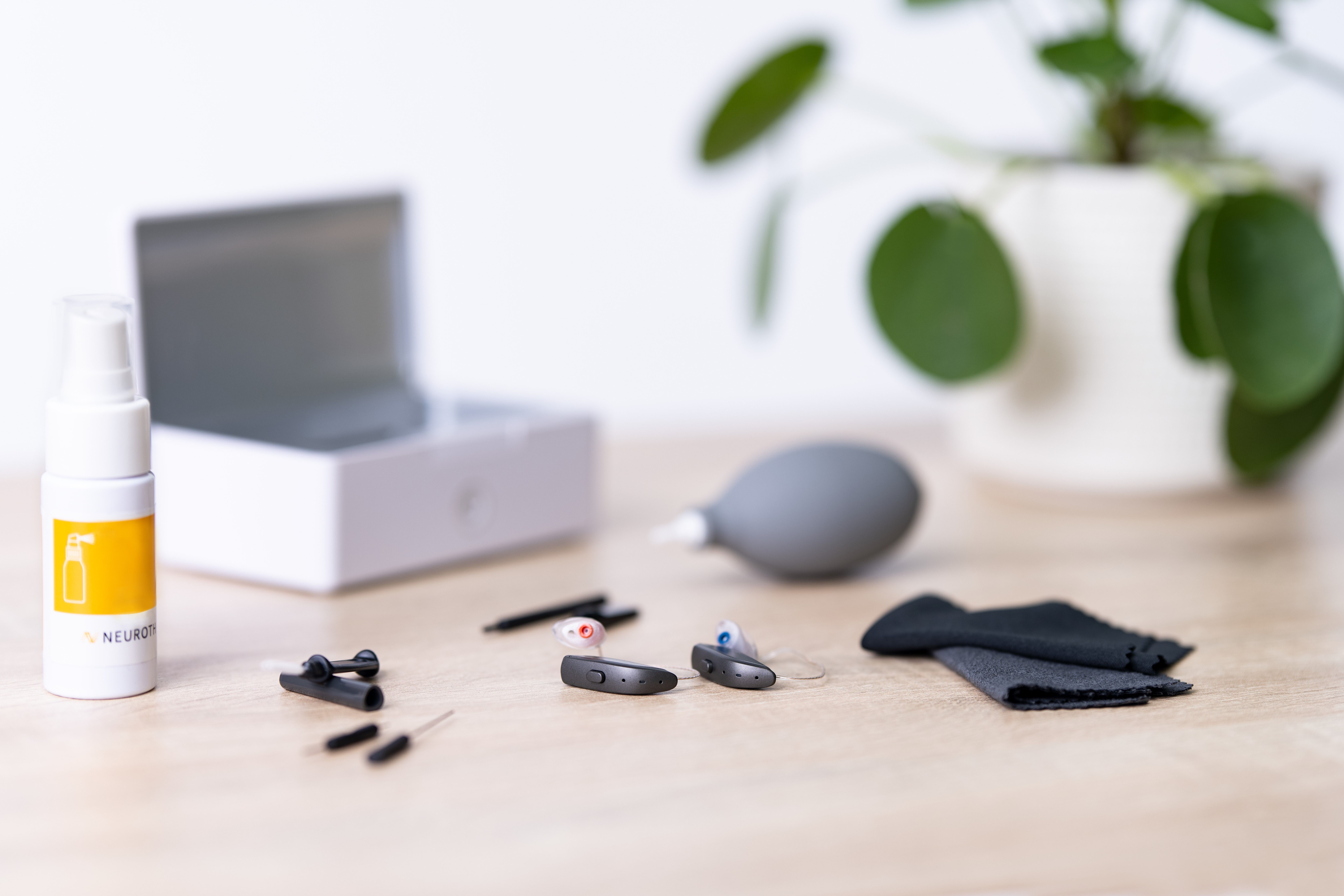 Nettoyage d'appareils auditifs