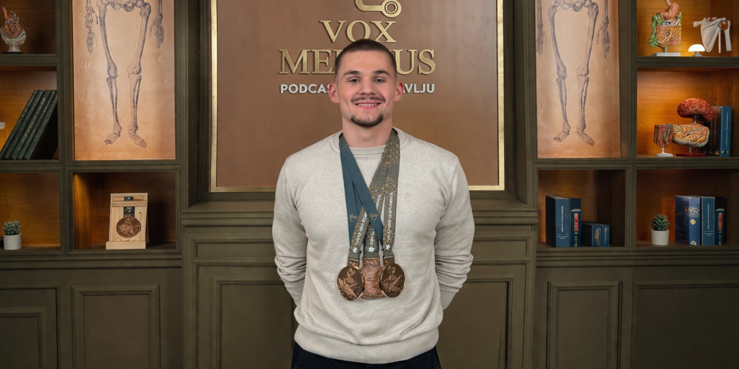 Nikola Zdrilić sa medaljama